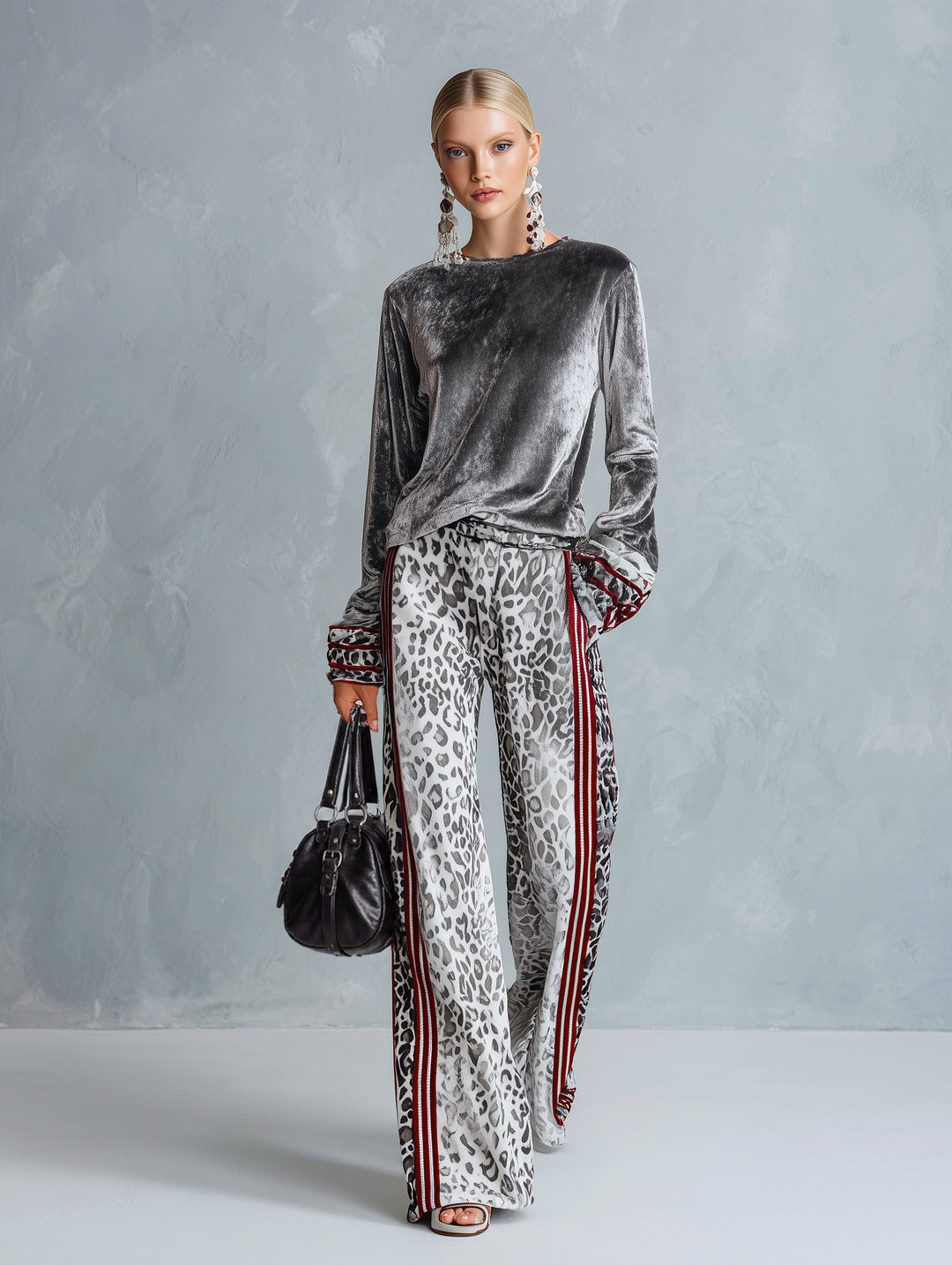 Conjunto Lucía — Terciopelo con Ribete a Rayas y Pantalón Ancho