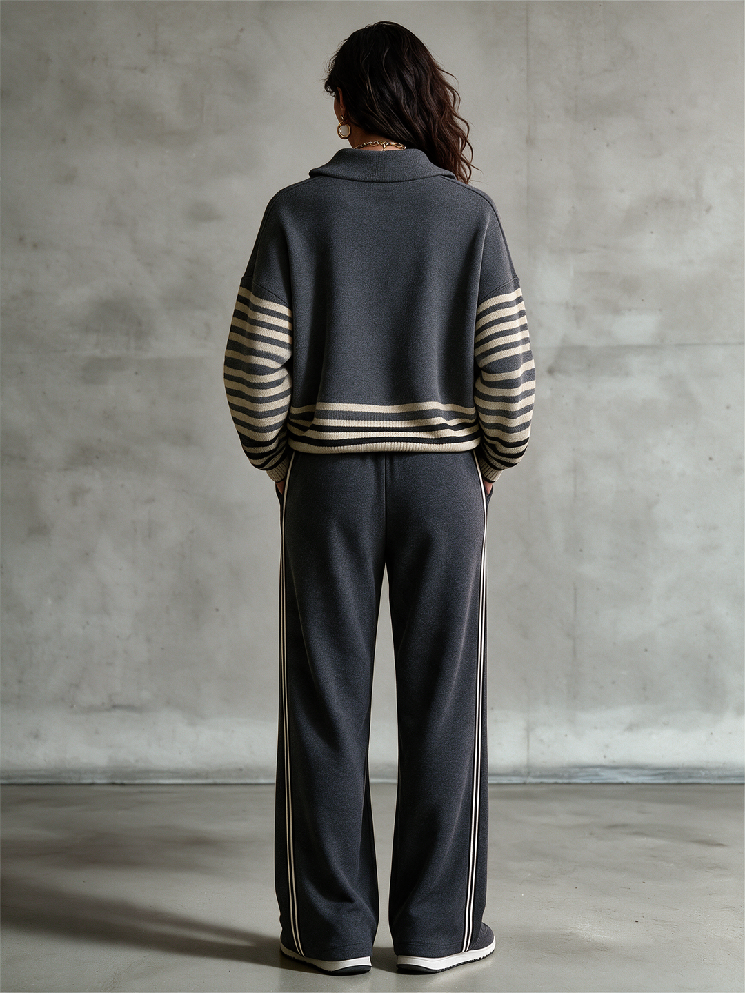 Conjunto Aitana — Sudadera con Media Cremallera y Pantalón