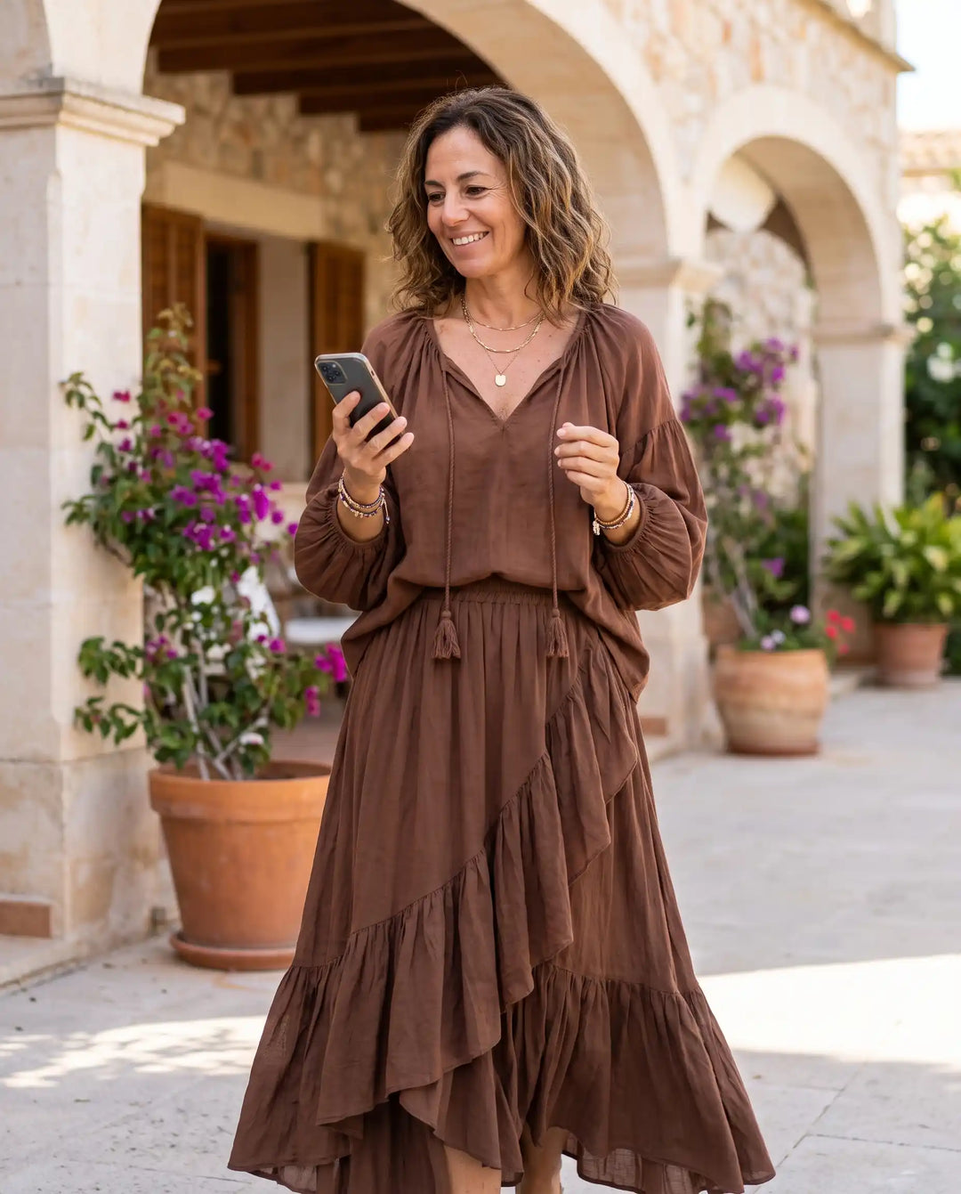 Conjunto Manuela — Top de Gasa con Flecos y Falda de Volantes