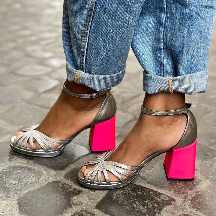 Seraphina™ | Sandalias brillantes de tacón grueso y hebilla elegante
