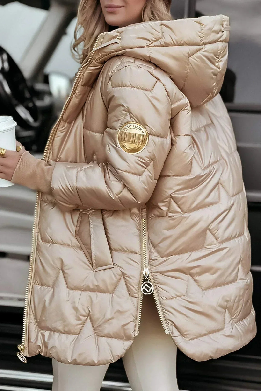 Celestia | Elegante abrigo de invierno con capucha y acolchado