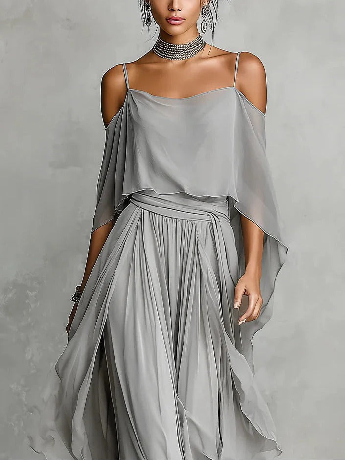 Isabela | Conjunto fluido gris con top de tirantes y pantalón ligero