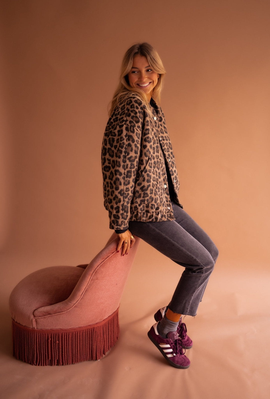 Isa | Chaqueta Corta con Estampado de Leopardo